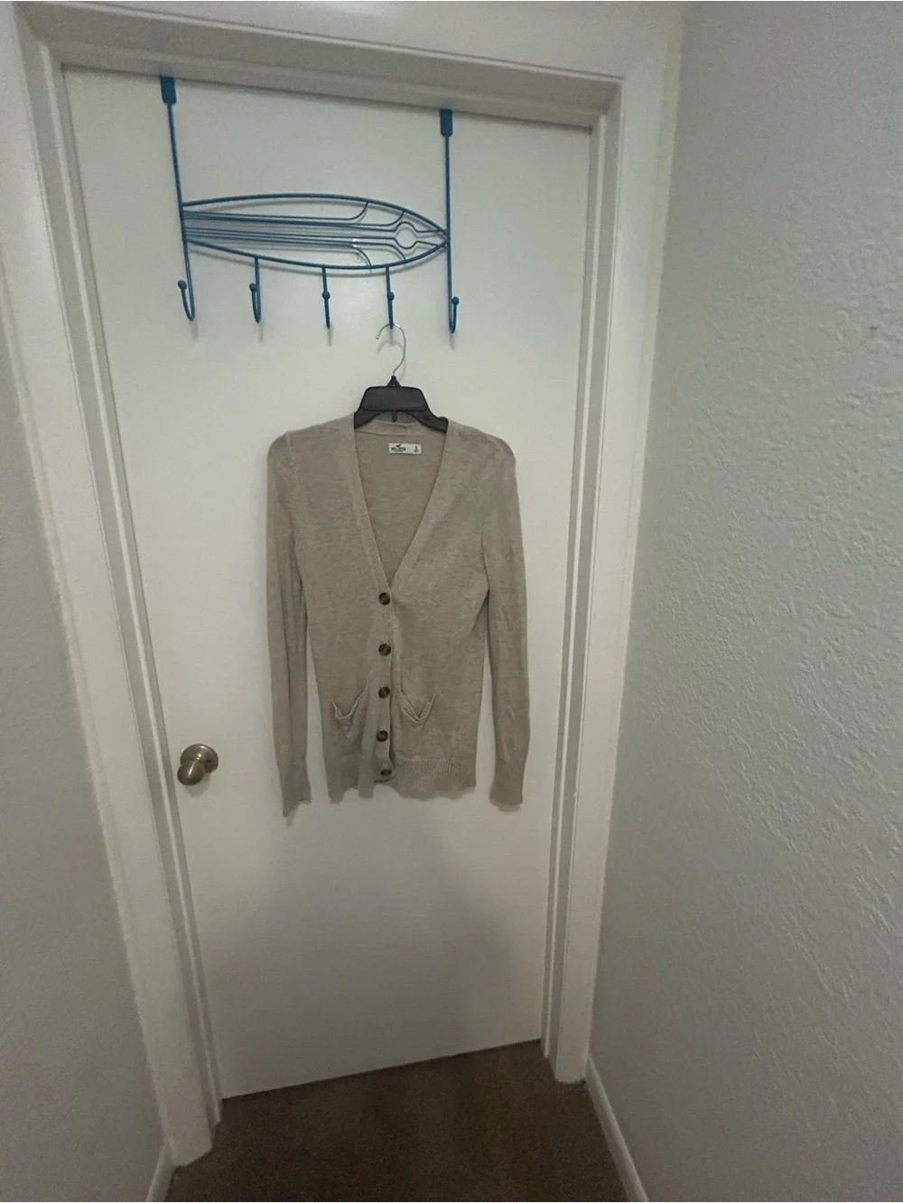 Hollister Cream V-Neck Knit Cardigan